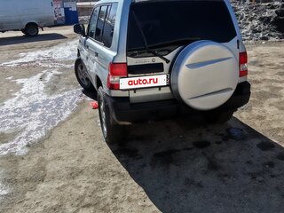 1999 Mitsubishi Pajero iO, серебристый, 300000 рублей, вид 2