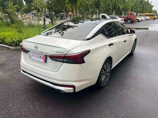 2022 Nissan Altima VI (L34) Рестайлинг, белый, 1440999 рублей, вид 4