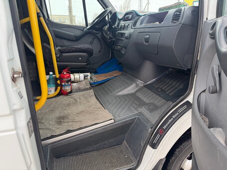 2017 Mercedes-Benz Sprinter Classic, белый, 1300000 рублей, вид 3