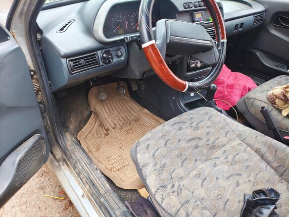 2009 Lada (ВАЗ) 2115, серебристый, 135000 рублей - вид 8