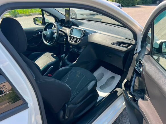 2013 Peugeot 208 I, белый, 449000 рублей - вид 14