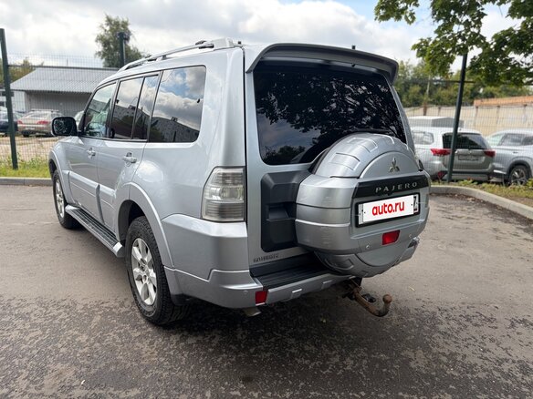 2011 Mitsubishi Pajero IV, серебристый - вид 5