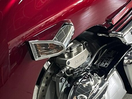 2004 Honda Valkyrie 1800, пурпурный, 2300000 рублей, вид 5