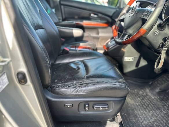 2004 Toyota Harrier II (XU30), серый, 1200000 рублей - вид 10