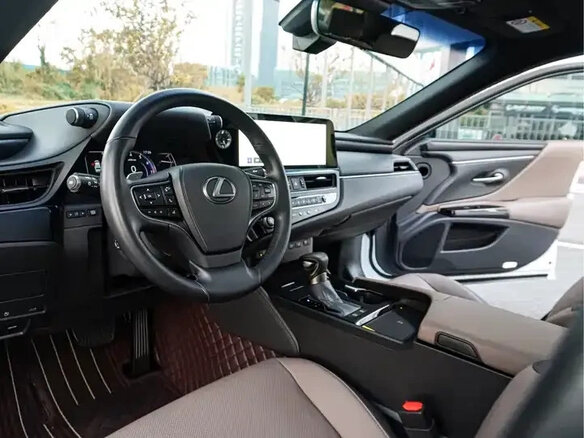 2024 Lexus ES 200 VII Рестайлинг, белый, 4633000 рублей - вид 6
