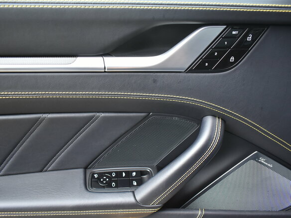 2021 Porsche 911 Turbo S VIII (992), чёрный, 26990000 рублей - вид 18