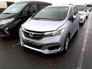 2018 Honda Fit III Рестайлинг, серый, 1300000 рублей, вид 1