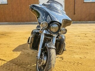 2012 Harley-Davidson Street Glide, чёрный, 1100000 рублей, вид 1
