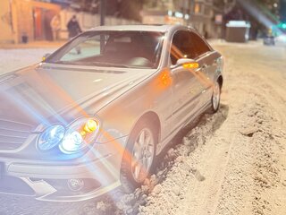 2002 Mercedes-Benz CLK-Класс 320 II (W209), серый, 895000 рублей, вид 3