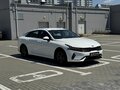2021 Kia K5 III, белый