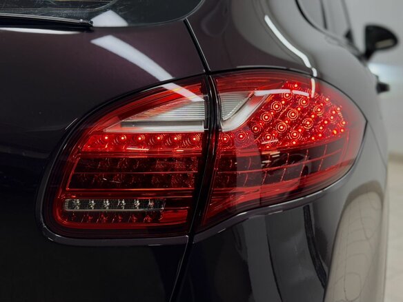 2012 Porsche Cayenne Diesel II (958), фиолетовый, 2398000 рублей - вид 9
