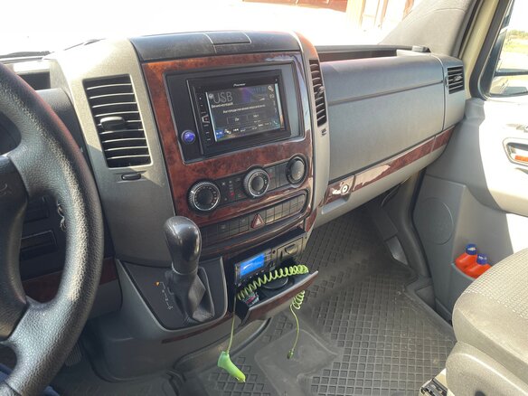 2008 Mercedes-Benz Sprinter, бежевый, 2500000 рублей