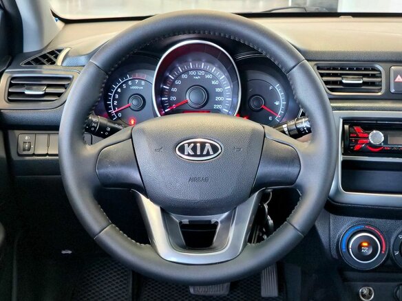 2012 Kia Rio III, серебристый, 949000 рублей - вид 13