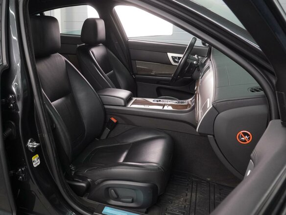 2012 Jaguar XF I Рестайлинг, серый, 1999000 рублей - вид 7