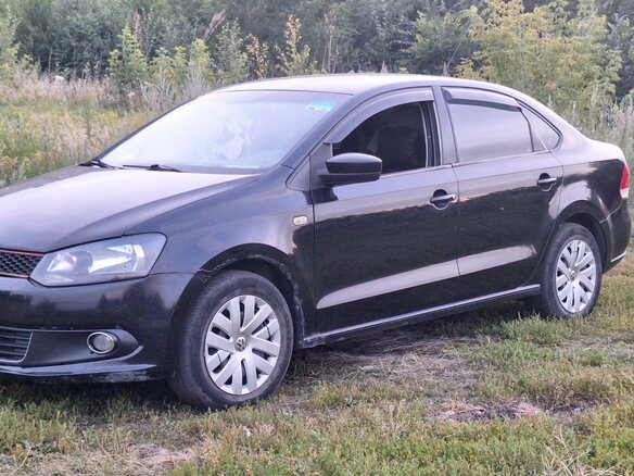 2012 Volkswagen Polo V, чёрный, 520000 рублей