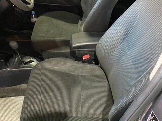 2019 Toyota Vitz III (XP130) Рестайлинг 2, серый, 970000 рублей, вид 3