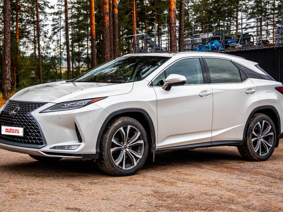 2019 Lexus RX 300 IV Рестайлинг, белый, 4450000 рублей