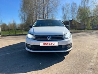 2017 Volkswagen Polo V Рестайлинг, белый, 870000 рублей, вид 2