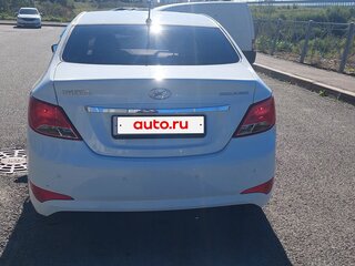2014 Hyundai Solaris I Рестайлинг, белый, 647000 рублей, вид 4