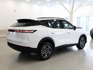 2026 Omoda C7, белый, 3099000 рублей, вид 4