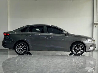 2026 Geely Emgrand III, серый, 1168017 рублей, вид 4