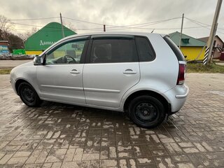 2008 Volkswagen Polo IV Рестайлинг, серебристый, 600000 рублей, вид 3