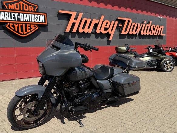 2022 Harley-Davidson Street Glide ST, серый, 2550000 рублей - вид 11