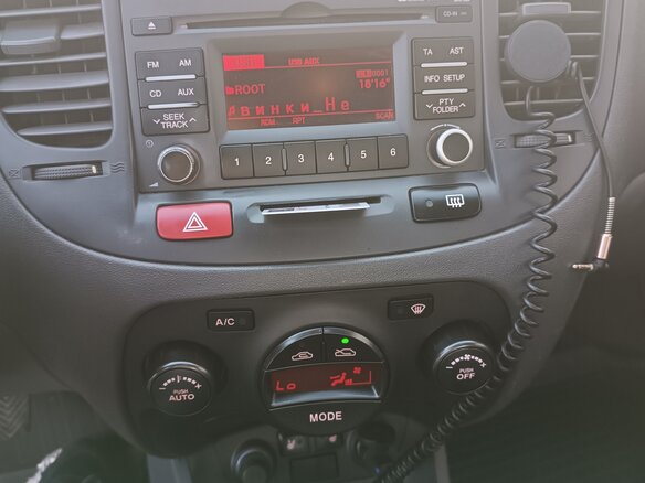 2010 Kia Rio II Рестайлинг, чёрный, 380000 рублей - вид 10
