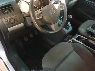2007 Opel Zafira B, серебристый, 495000 рублей, вид 4