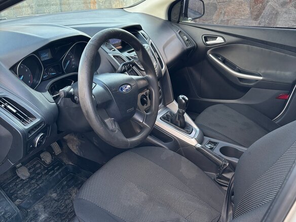 2011 Ford Focus III, белый, 515000 рублей - вид 5