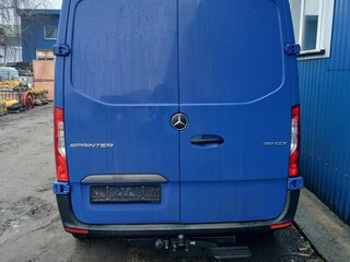 2018 Mercedes-Benz Sprinter, синий, 2200000 рублей, вид 1