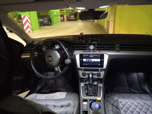 2017 Volkswagen Passat B8, серый, 1750000 рублей - вид 9