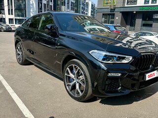 2020 BMW X6 30d III (G06), чёрный, 6600000 рублей, вид 2