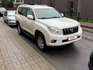 2011 Toyota Land Cruiser Prado 150 Series, белый, 2296000 рублей, вид 3