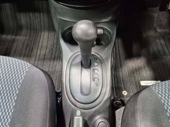 2012 Nissan Note II, серый, 720000 рублей - вид 17