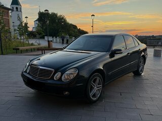 2003 Mercedes-Benz E-Класс 200 III (W211, S211), чёрный, 850000 рублей, вид 4