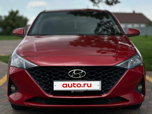 2020 Hyundai Solaris II Рестайлинг, красный, 1050000 рублей - вид 4