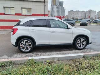 2013 Citroen C4 Aircross, белый, 900000 рублей, вид 3