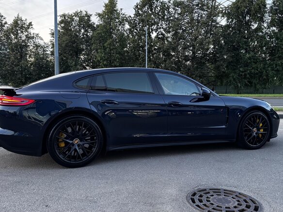 2018 Porsche Panamera Turbo S E-Hybrid Executive II, синий, 7999000 рублей - вид 6