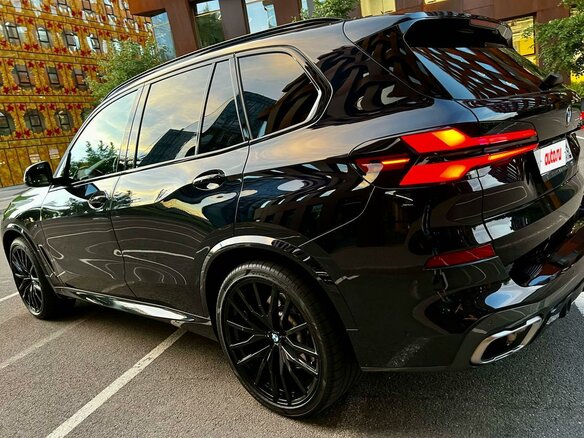 2019 BMW X5 M50d IV (G05/G18), чёрный, 7900000 рублей - вид 8