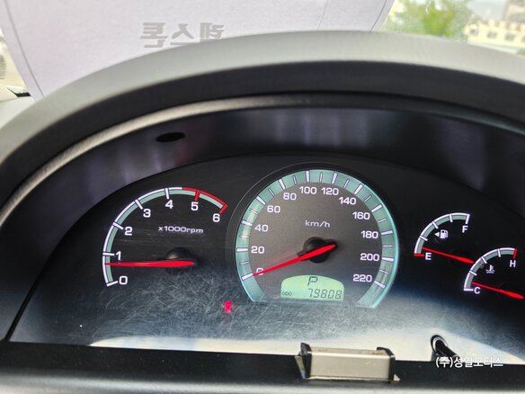2014 SsangYong Rexton III, серебристый, 1440000 рублей - вид 9