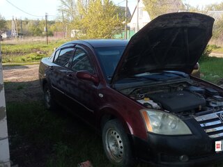 2009 Vortex Estina I, красный, 220000 рублей, вид 4