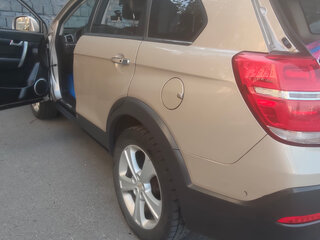2013 Chevrolet Captiva I Рестайлинг 2, золотистый, 1570000 рублей, вид 3
