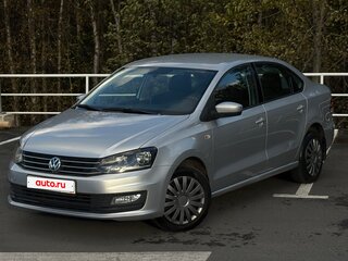 2017 Volkswagen Polo V Рестайлинг, серебристый, 1200000 рублей, вид 3