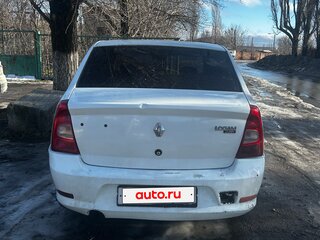 2012 Renault Logan I Рестайлинг, белый, 230000 рублей, вид 2