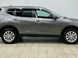 2022 Nissan X-Trail III Рестайлинг, серебристый, 3500000 рублей, вид 3