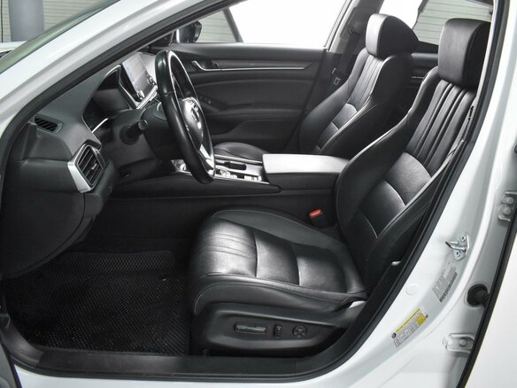 2021 Honda Accord X Рестайлинг, белый, 2349000 рублей - вид 9