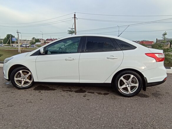 2013 Ford Focus III, белый, 800000 рублей - вид 6