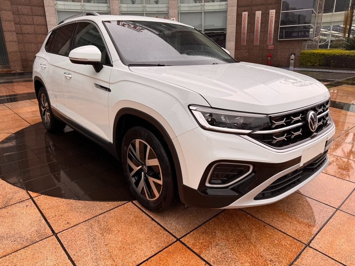 Открыть фотографии: Volkswagen Tayron I Рестайлинг