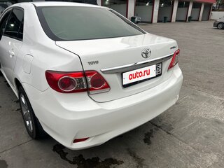2012 Toyota Corolla X (E140, E150) Рестайлинг, белый, 1050000 рублей, вид 4